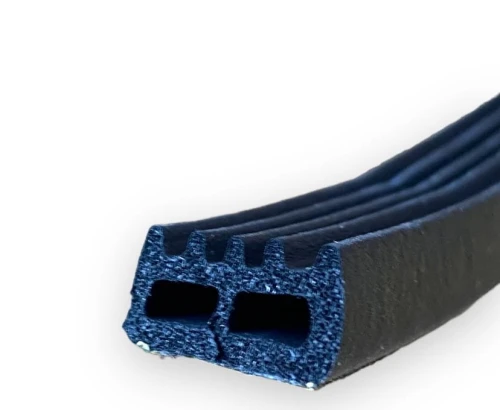 Uszczelka samoprzylepna drzwi okna E 15x8 MM